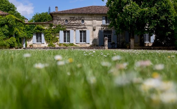 Wein Von Chateau De Grand Village Bremer Weinkolleg